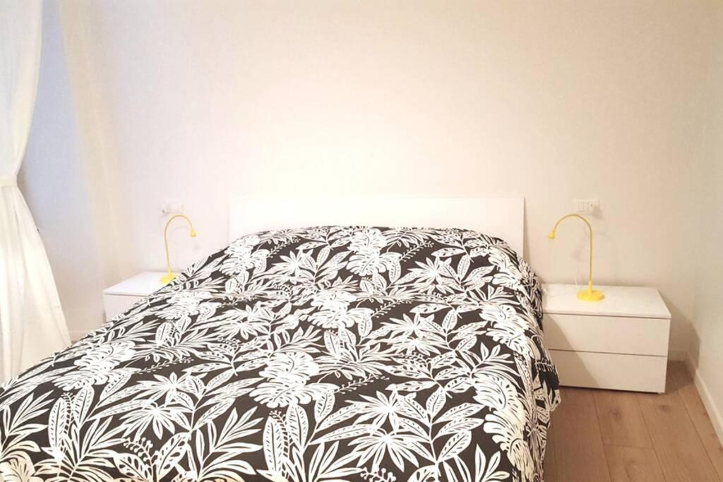 Appartamento Sunrise - Centro Storico N2 Riva del Garda Ngoại thất bức ảnh